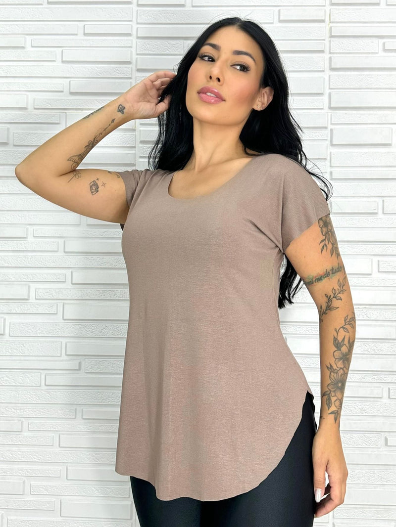 Blusa Barra Arredondada Tapa BumBum Fitness