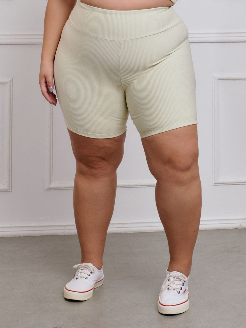 Bermuda Canelada Fitness Plus Size